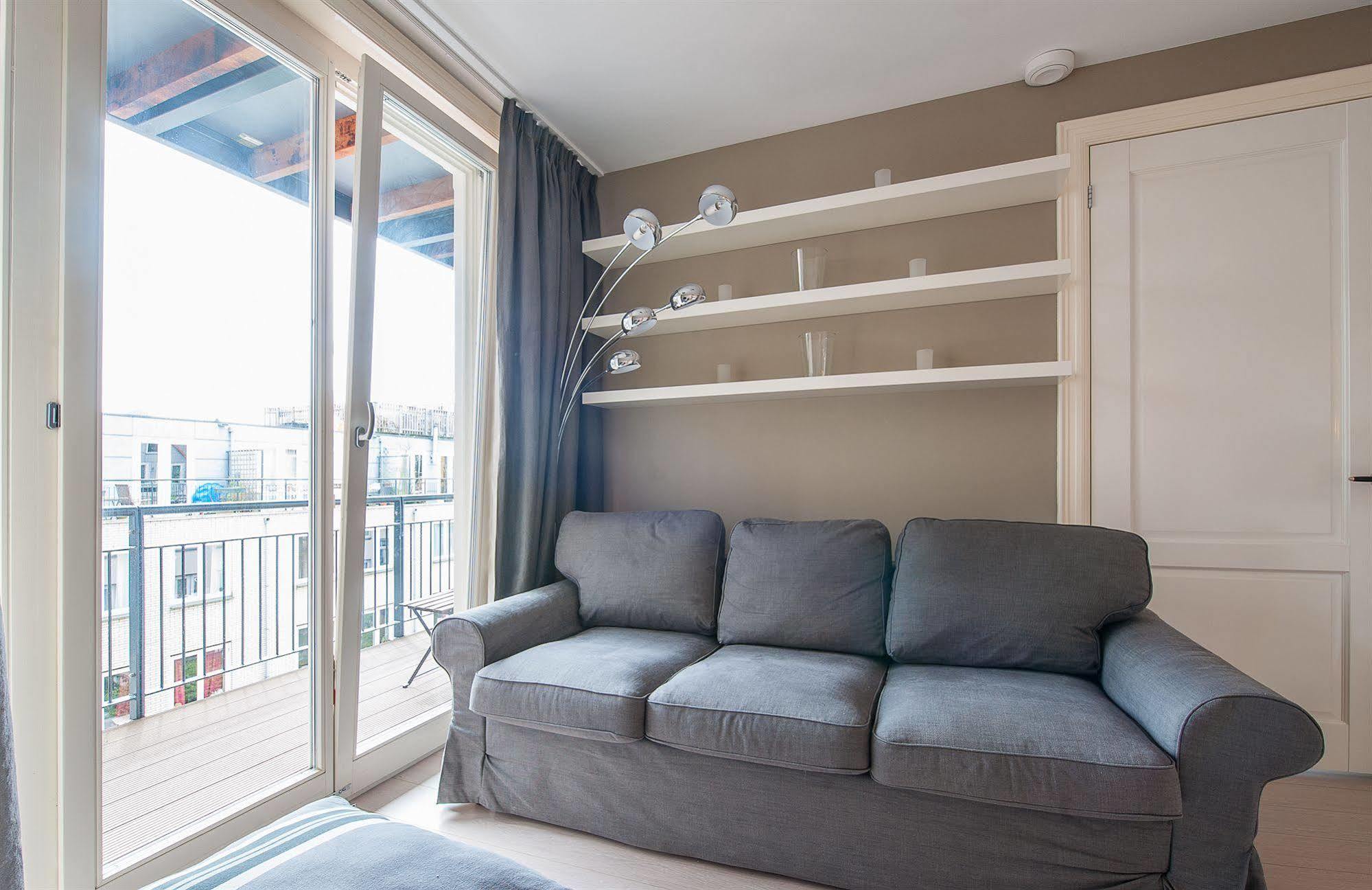 Short Group Dapper Market Serviced Apartment Amsterdam